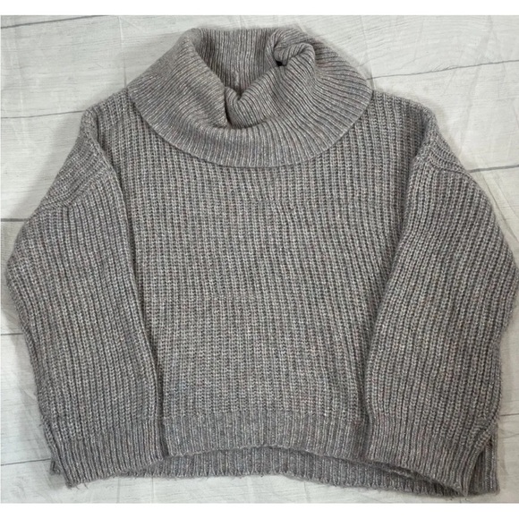 Express Gray Rainbow Metallic Oversized Slouchy Turtleneck Knit Sweater size M‎ - Picture 14 of 15